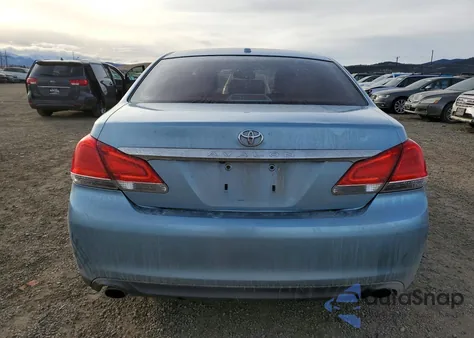 2011 Toyota Avalon Base z USA, uszkodzony, nr VIN 4T1BK3DB6BU393302